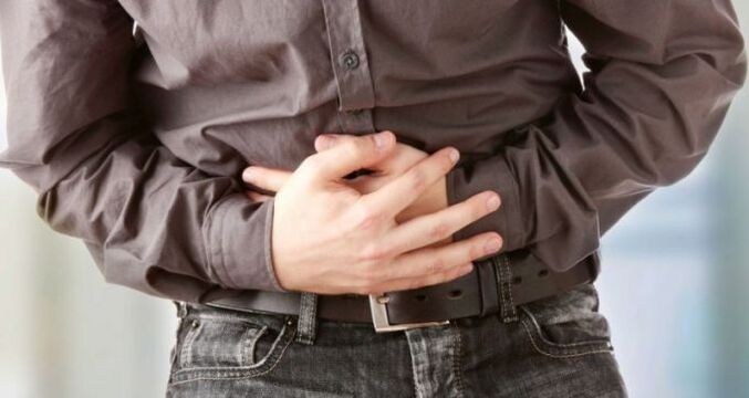 abdominal pain as a sign of the presence of worms